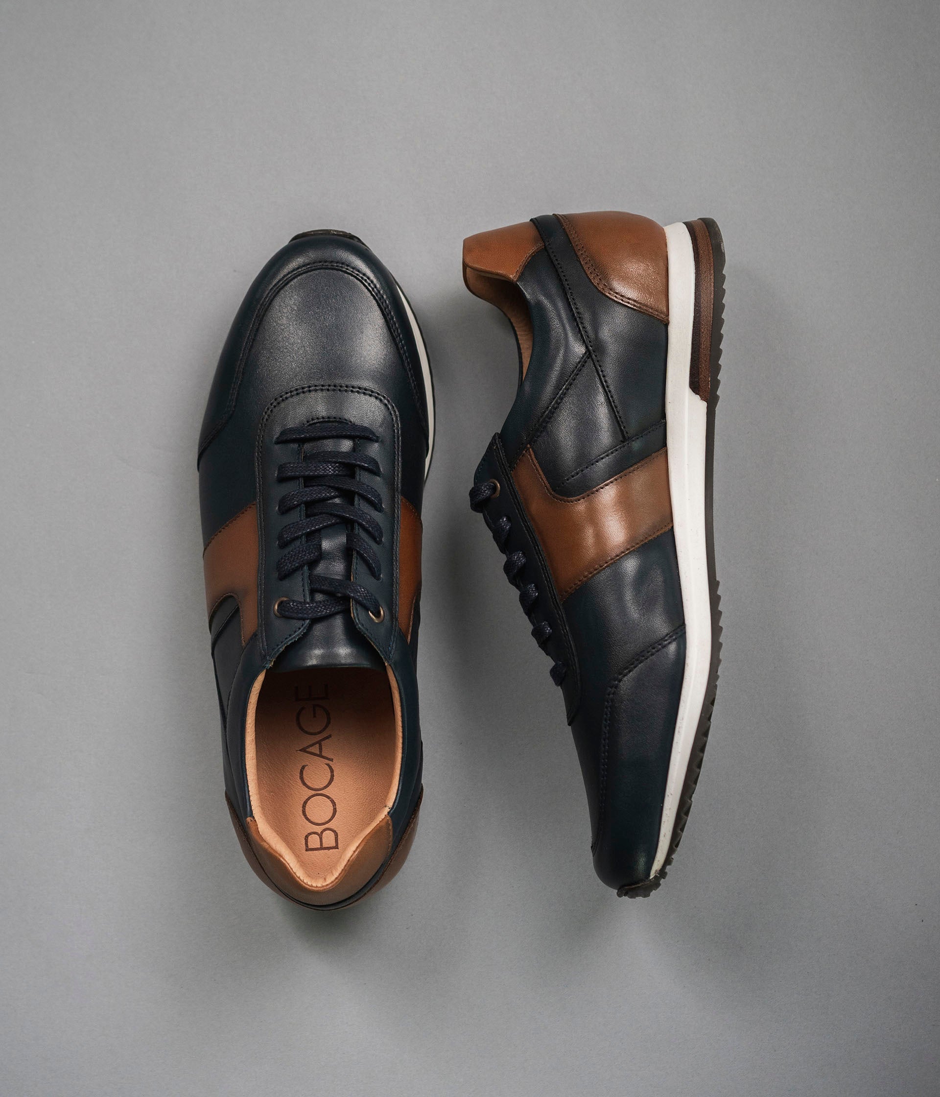 Nouvelle sneakers homme sale