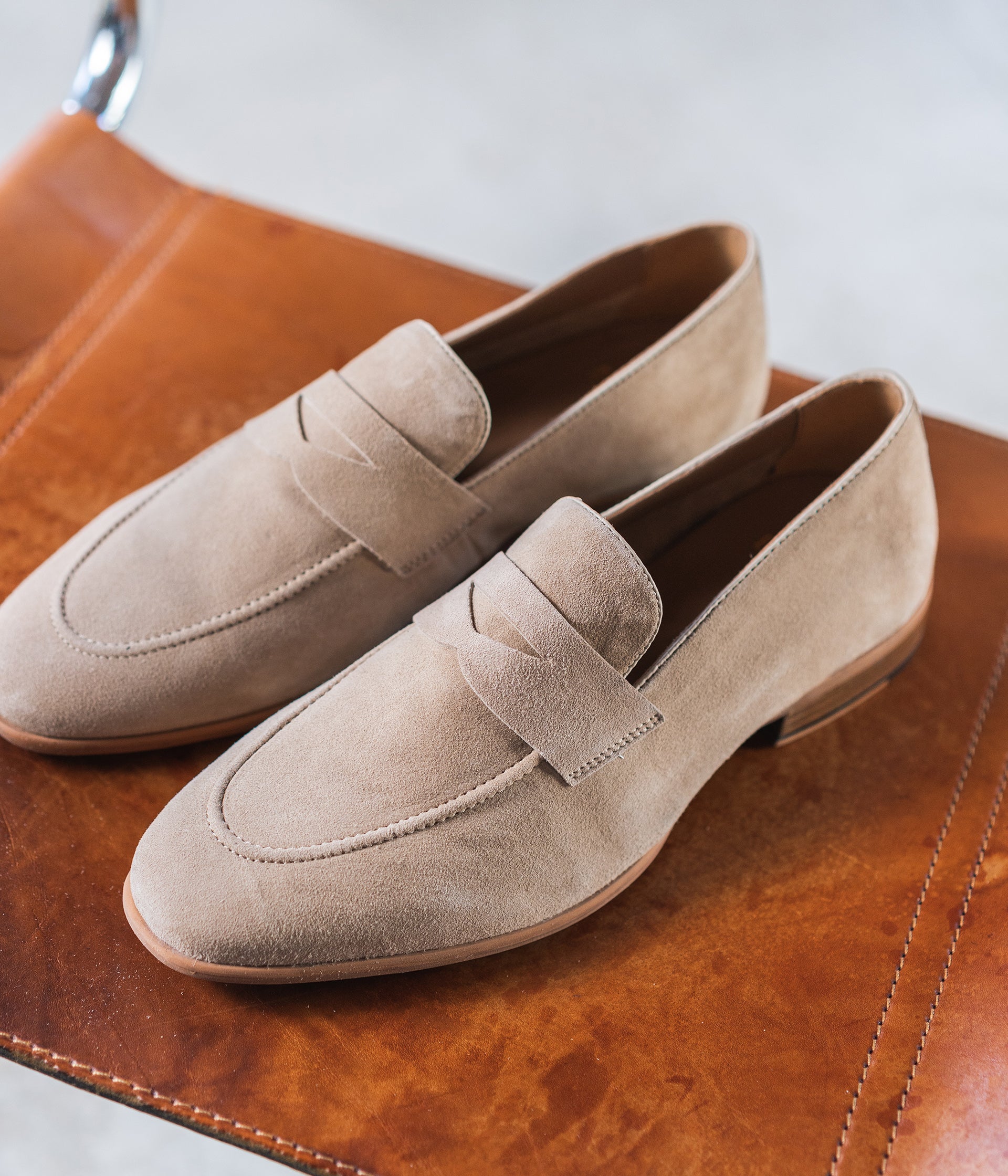 Mocassin beige homme sale