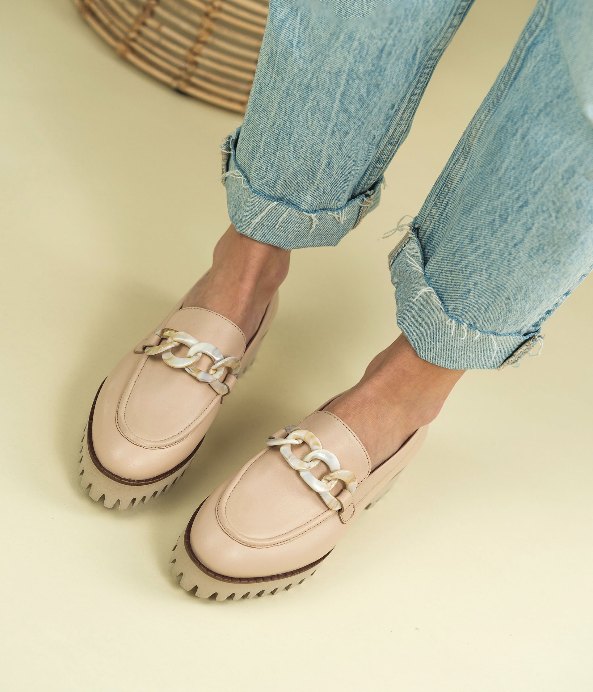 Slip on femme beige clearance