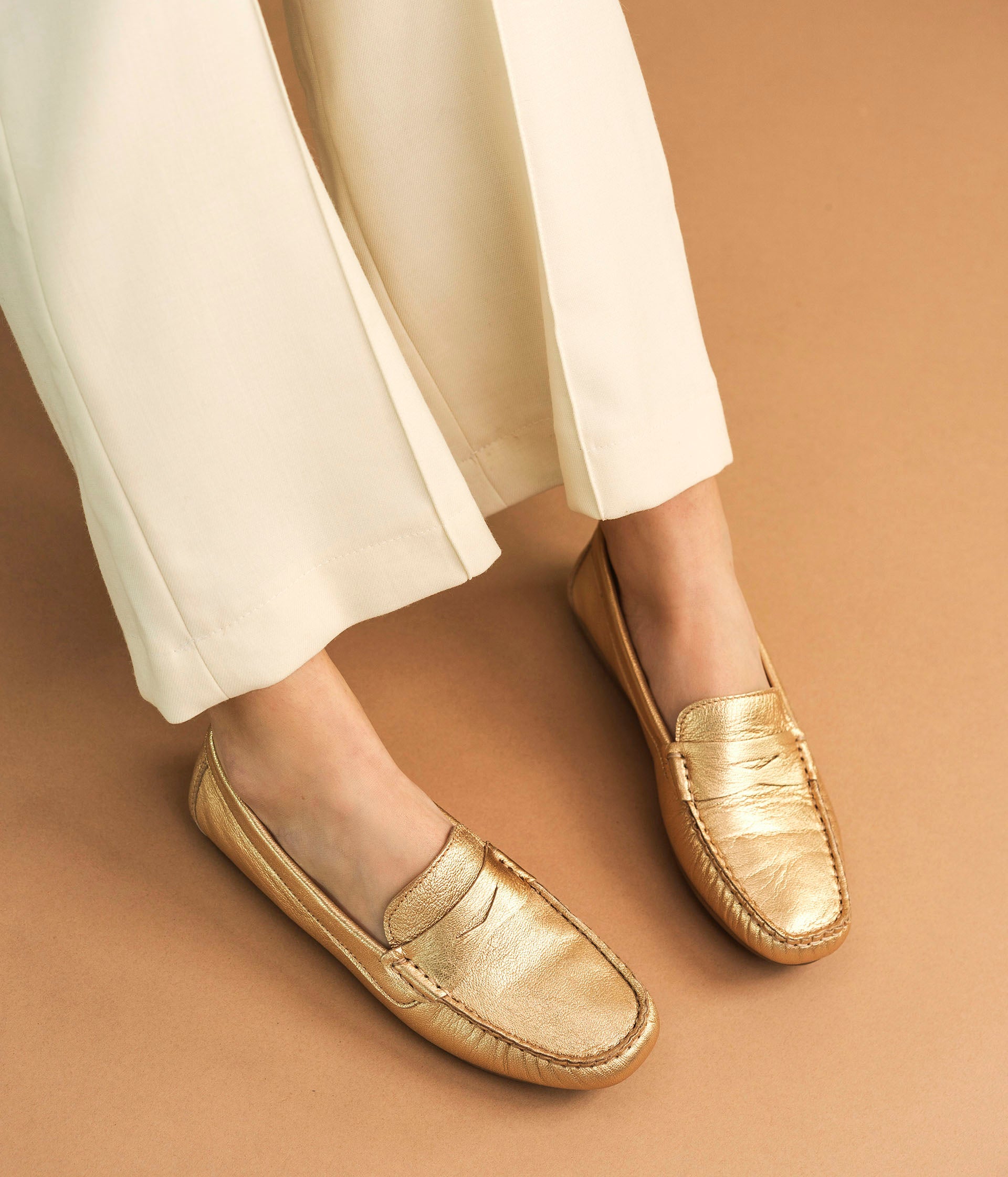 Mocassin doré femme discount