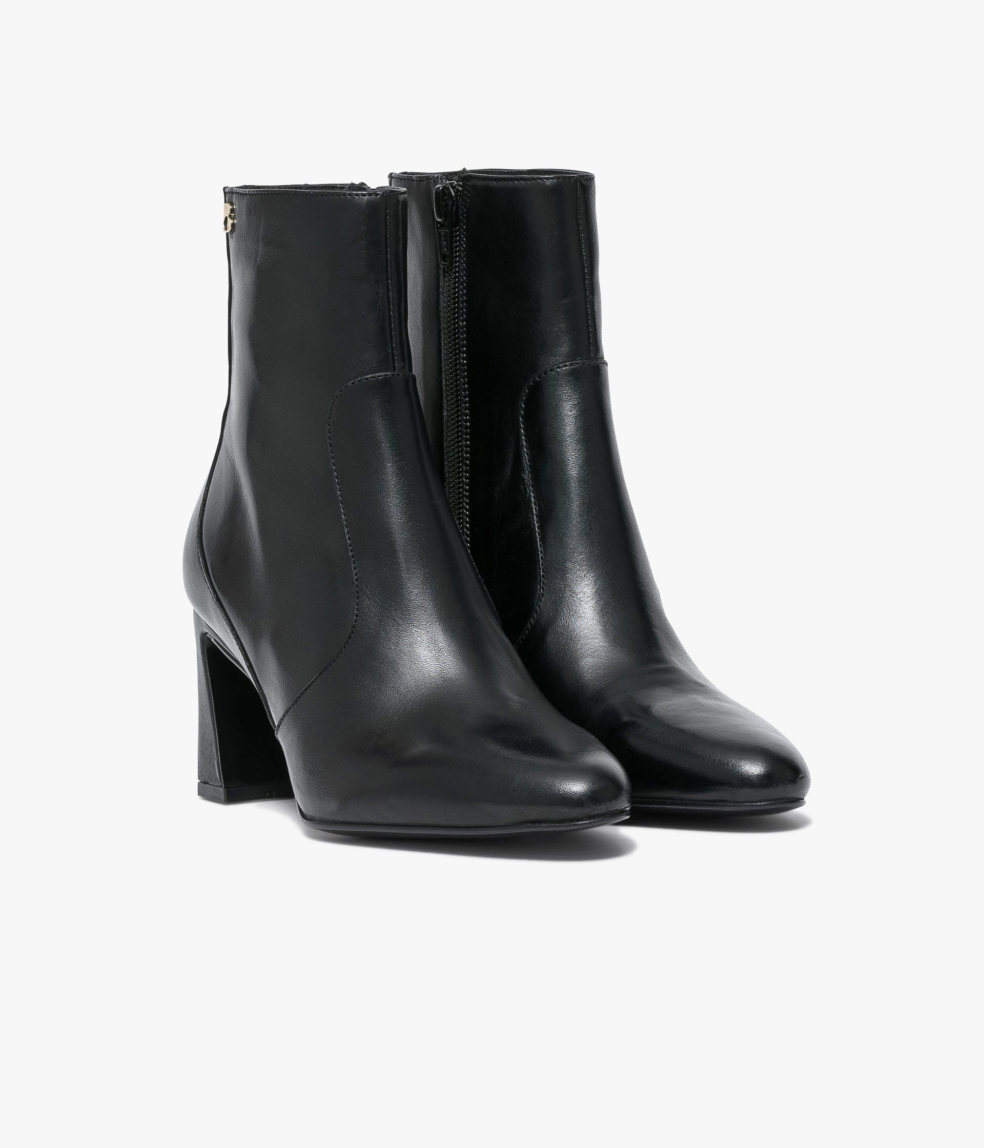 Elegant boots shop