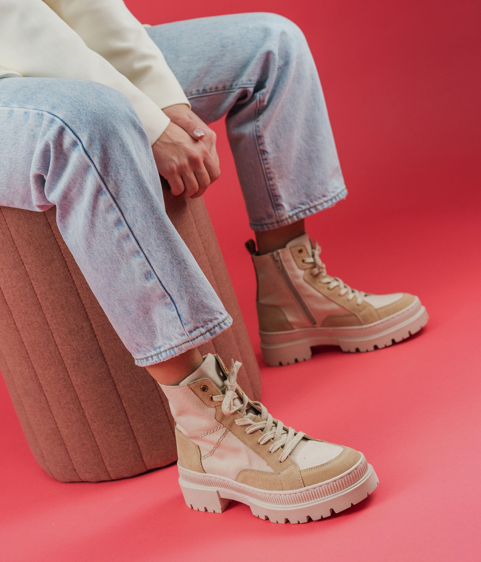 Boots cuir hot sale beige femme